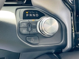 Ram 1500 Laramie 4x4 Crew Cab 5'7" Box 2026