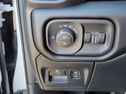 Ram 1500 Laramie 4x4 Crew Cab 5'7" Box 2026