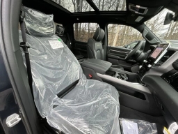 Ram 1500 Laramie 4x4 Crew Cab 5'7" Box 2026