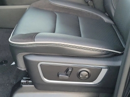 Ram 1500 Laramie 4x4 Crew Cab 5'7" Box 2026