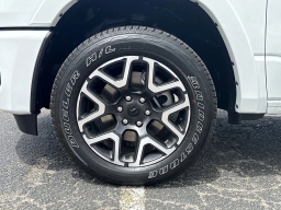 Ram 1500 Laramie 4x4 Crew Cab 5'7" Box 2026