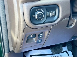 Ram 1500 Laramie 4x4 Crew Cab 5'7" Box 2026