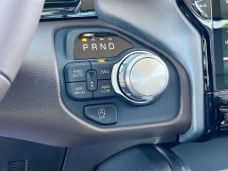 Ram 1500 Laramie 4x4 Crew Cab 5'7" Box 2026