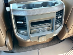 Ram 1500 Laramie 4x4 Crew Cab 5'7" Box 2026