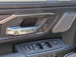 Ram 1500 Laramie 4x4 Crew Cab 5'7" Box 2026