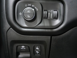 Ram 1500 Laramie 4x4 Crew Cab 5'7" Box 2026