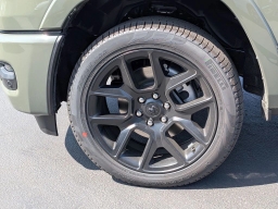 Ram 1500 Laramie 4x4 Crew Cab 5'7" Box 2026