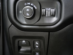 Ram 1500 Laramie 4x4 Crew Cab 5'7" Box 2026