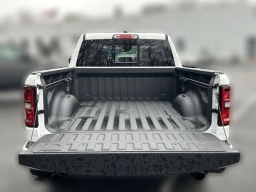 Ram 1500 Big Horn 4x4 Crew Cab 6'4" Box 2026