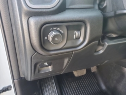 Ram 1500 Tradesman 4x4 Crew Cab 6'4" Box 2025