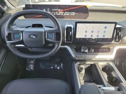 Ford Expedition Max Platinum 4x4 2026