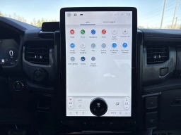 Ford F-150 Lightning Flash 4WD SuperCrew 5.5' Box 2025