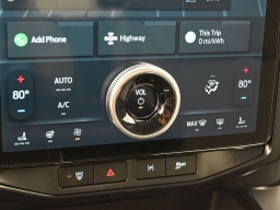 Ford F-150 Lightning Flash 4WD SuperCrew 5.5' Box 2025