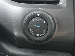 Ford F-150 Lightning Flash 4WD SuperCrew 5.5' Box 2025