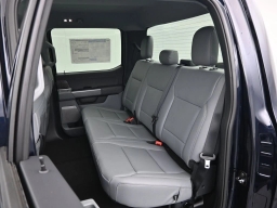 Ford F-150 Lightning Flash 4WD SuperCrew 5.5' Box 2025