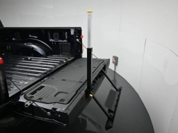 Ford F-150 Lightning Flash 4WD SuperCrew 5.5' Box 2025