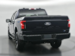 Ford F-150 Lightning Flash 4WD SuperCrew 5.5' Box 2025