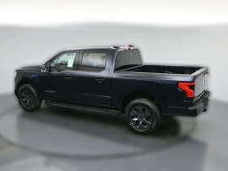Ford F-150 Lightning Flash 4WD SuperCrew 5.5' Box 2025