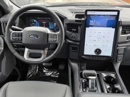 Ford F-150 Lightning Flash 4WD SuperCrew 5.5' Box 2025