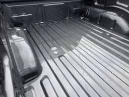 Ford F-150 Lightning Flash 4WD SuperCrew 5.5' Box 2025