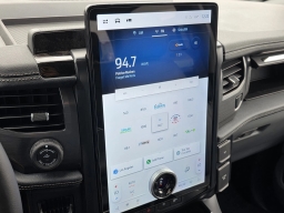 Ford F-150 Lightning Flash 4WD SuperCrew 5.5' Box 2025