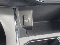 Ford F-150 Lightning Flash 4WD SuperCrew 5.5' Box 2025