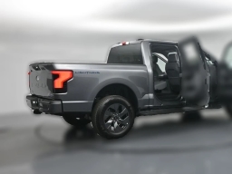 Ford F-150 Lightning Flash 4WD SuperCrew 5.5' Box 2025