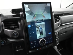 Ford F-150 Lightning Flash 4WD SuperCrew 5.5' Box 2025