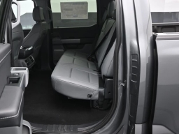 Ford F-150 Lightning Flash 4WD SuperCrew 5.5' Box 2025