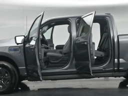 Ford F-150 Lightning Flash 4WD SuperCrew 5.5' Box 2025