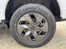 Ford F-150 Lightning Flash 4WD SuperCrew 5.5' Box 2025