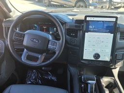 Ford F-150 Lightning Flash 4WD SuperCrew 5.5' Box 2025