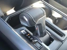 Ford F-150 Lightning Flash 4WD SuperCrew 5.5' Box 2025