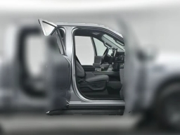 Ford F-150 Lightning Flash 4WD SuperCrew 5.5' Box 2025