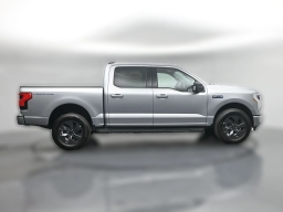 Ford F-150 Lightning Flash 4WD SuperCrew 5.5' Box 2025