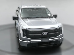 Ford F-150 Lightning Flash 4WD SuperCrew 5.5' Box 2025