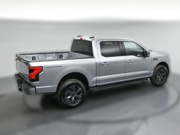 Ford F-150 Lightning Flash 4WD SuperCrew 5.5' Box 2025