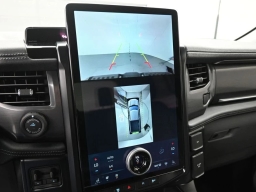 Ford F-150 Lightning Flash 4WD SuperCrew 5.5' Box 2025