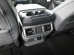 Ford F-150 Lightning Flash 4WD SuperCrew 5.5' Box 2025