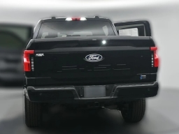 Ford F-150 Lightning Flash 4WD SuperCrew 5.5' Box 2025