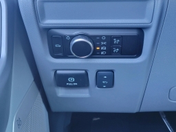 Ford F-150 Lightning Flash 4WD SuperCrew 5.5' Box 2025