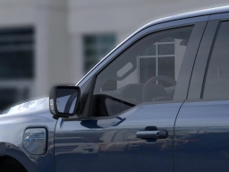 Ford F-150 Lightning Flash 4WD SuperCrew 5.5' Box 2025