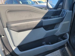 Ford F-150 Lightning Flash 4WD SuperCrew 5.5' Box 2025