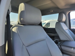 Ford F-150 Lightning Flash 4WD SuperCrew 5.5' Box 2025