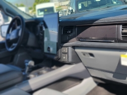 Ford F-150 Lightning Flash 4WD SuperCrew 5.5' Box 2025