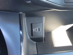 Ford F-150 Lightning Flash 4WD SuperCrew 5.5' Box 2025