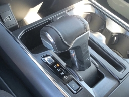 Ford F-150 Lightning Flash 4WD SuperCrew 5.5' Box 2025