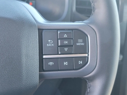 Ford F-150 Lightning Flash 4WD SuperCrew 5.5' Box 2025