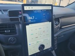 Ford F-150 Lightning Flash 4WD SuperCrew 5.5' Box 2025