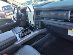 Ford F-150 Lightning LARIAT 4WD SuperCrew 5.5' Box 2025